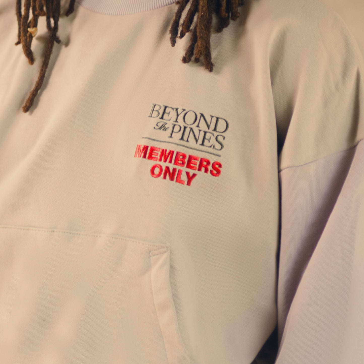 MEMBERS ONLY CREWNECK